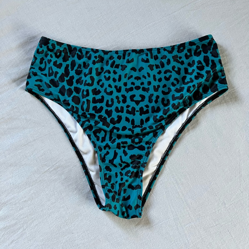 High waisted Bikini bottom